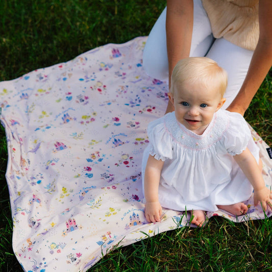Soft breathable infant blanket - magiacal and cozy