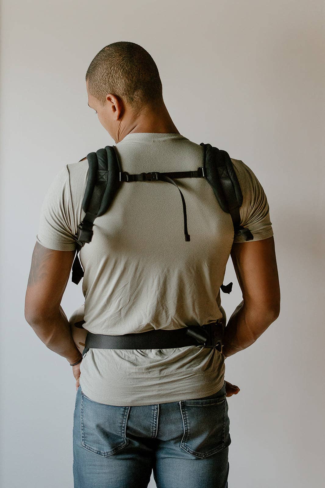 soft structured baby carrier - breathable and secure